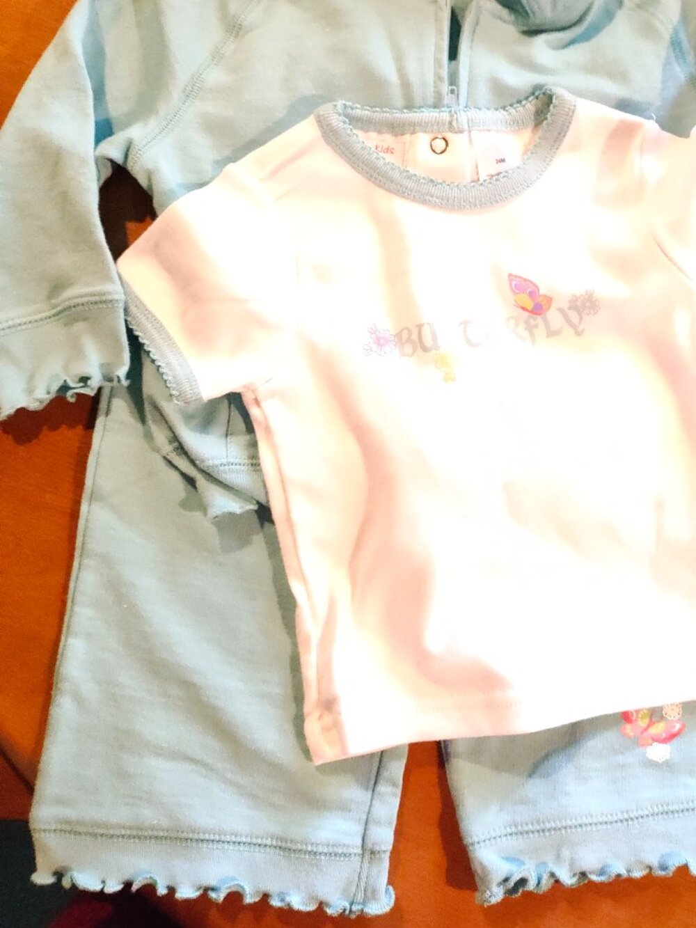 "Wonder Kids" 3 piece outfit Butterfly 24m blue/green girls ruffles